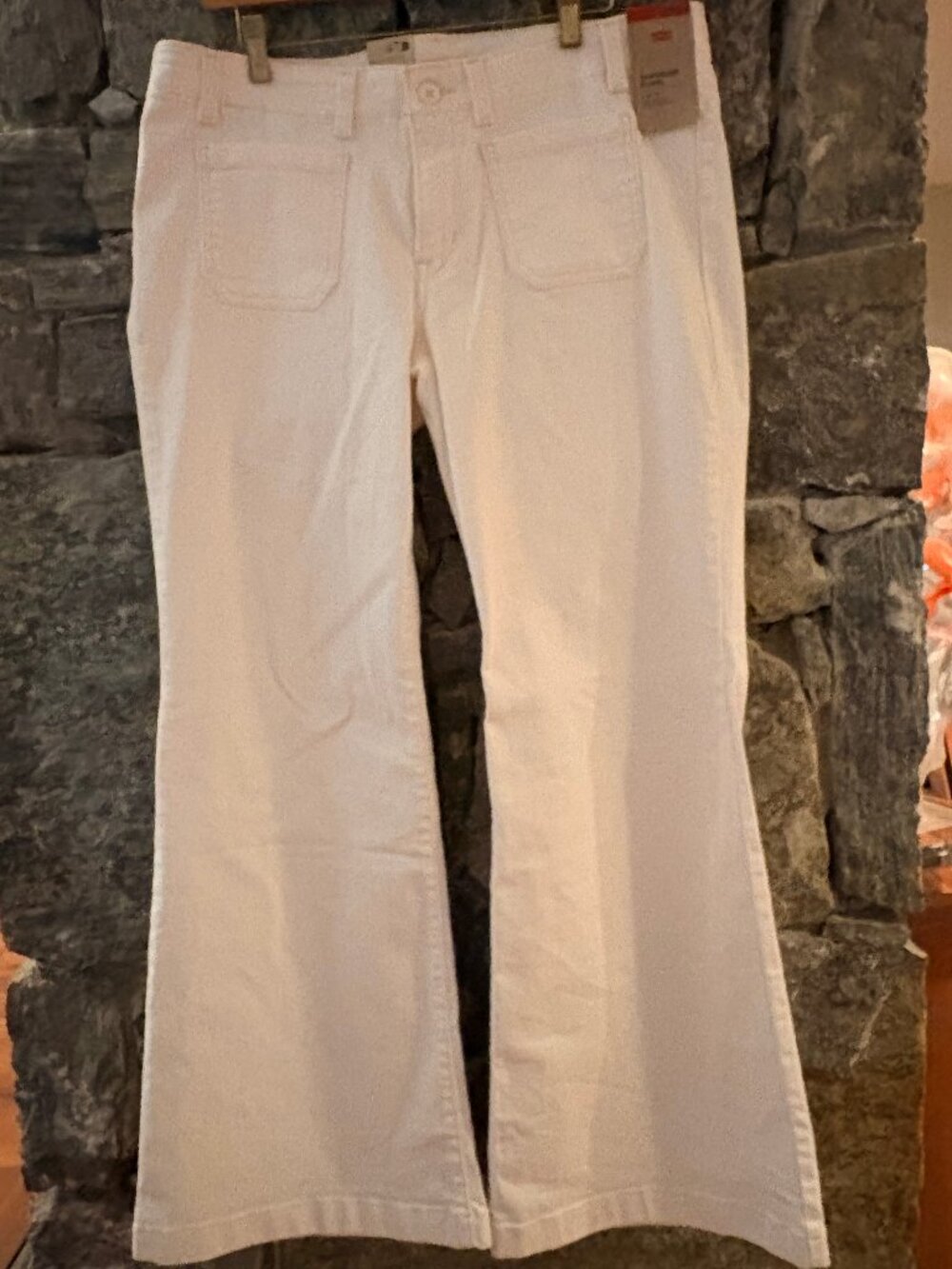 LEVI'S SUPERLOW FLARE JEANS CREAM, SZ 32X32 NWT